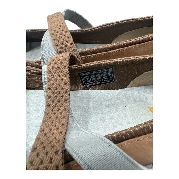 Teva Women's Flats in Brown and Blue - Picture 4 of 10